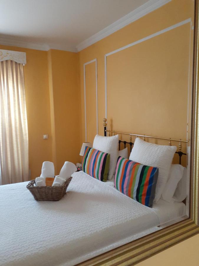 Chateau De L'argoat Hotel 3*